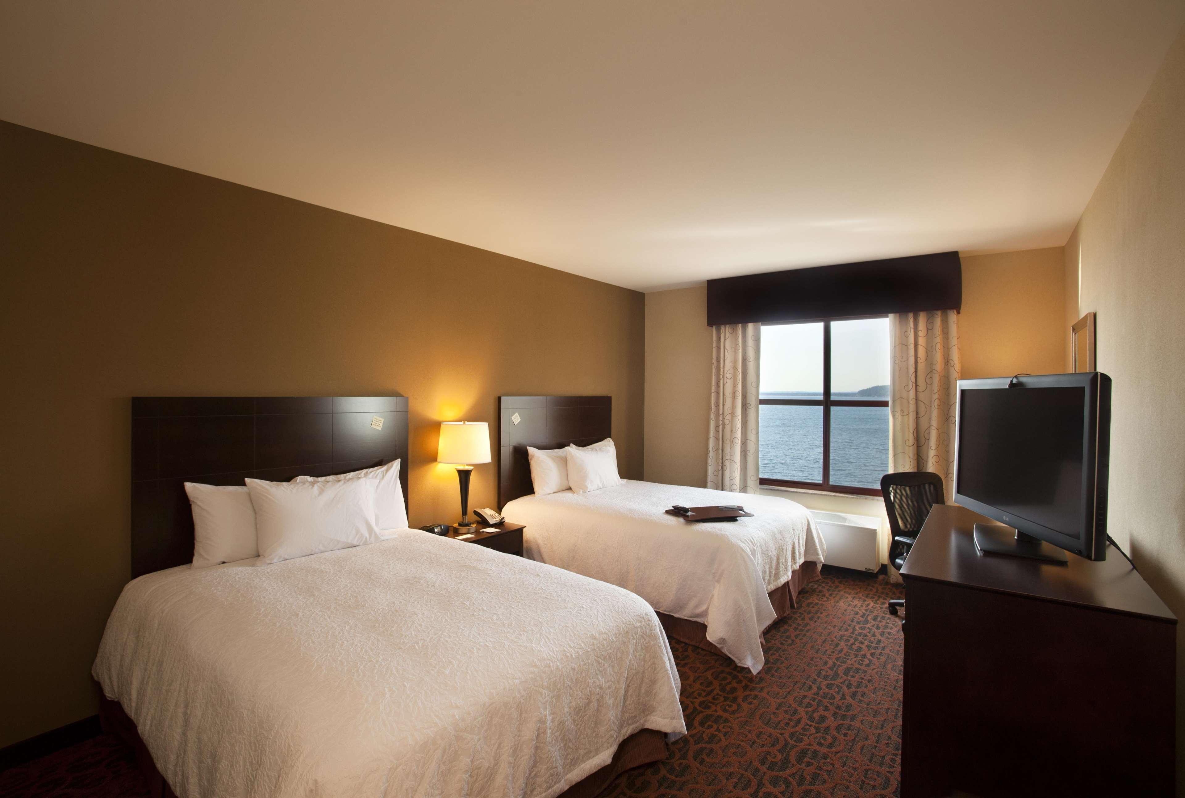 Hampton Inn Marquette-Waterfront Δωμάτιο φωτογραφία