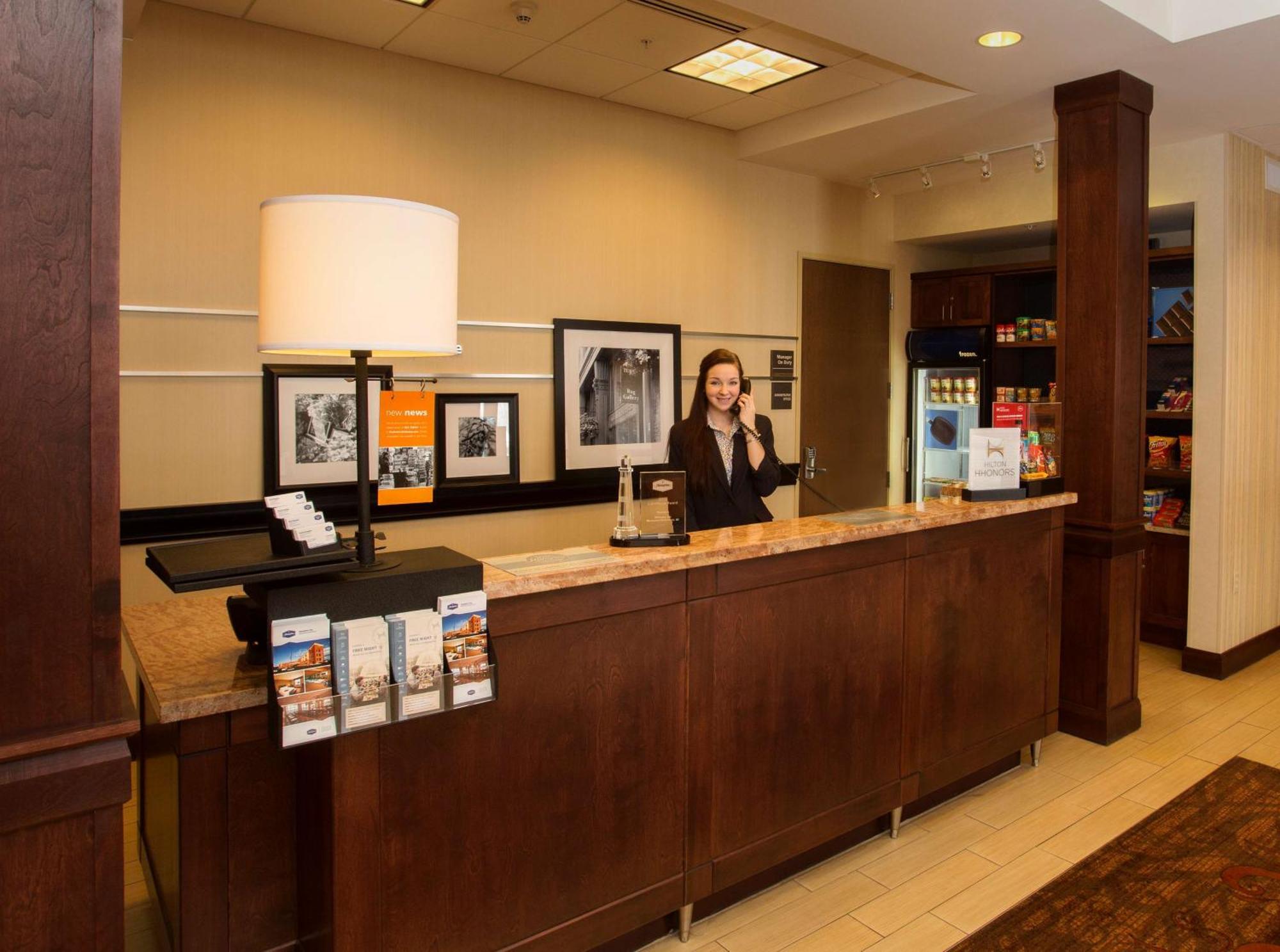 Hampton Inn Marquette-Waterfront Εξωτερικό φωτογραφία